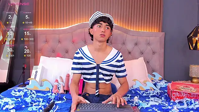 Noa 03 online show from March 14, 2026, 6:47 pm