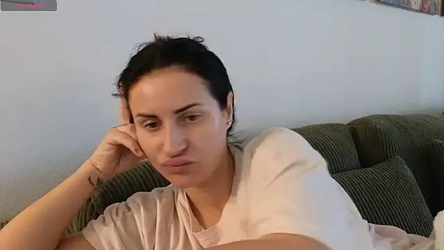 Snapshot of ViolettBaby chatting on February 8, 2026, 6:16 pm ViolettBaby online show from February 8, 2026, 6:16 pm