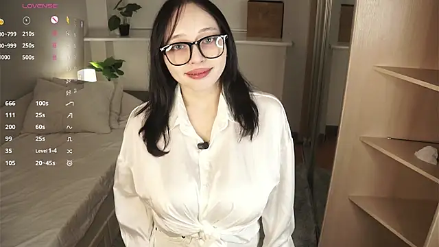 HannaHayles online show from February 23, 2026, 5:13 pm