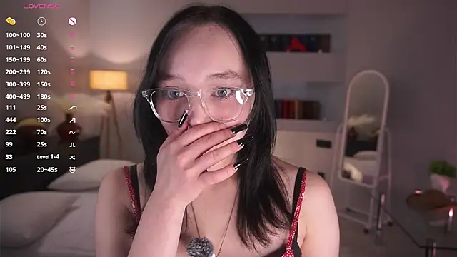 HannaHayles online show from February 8, 2026, 5:10 pm