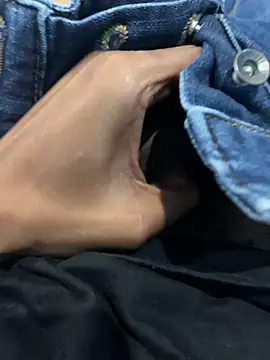 youngsterSA223 online show from March 4, 2026, 3:31 pm