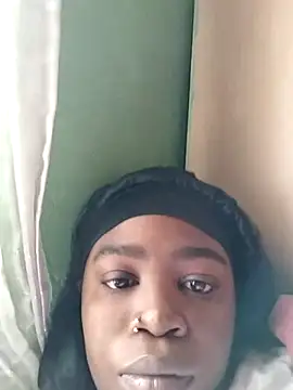 Snapshot of blxckiey chatting on March 3, 2026, 8:32 am blxckiey online show from March 3, 2026, 8:32 am