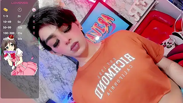 Maddye Fox online show from March 27, 2026, 7:04 pm