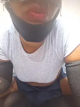 Sakeemaxxy online show from March 22, 2026, 10:11 pm