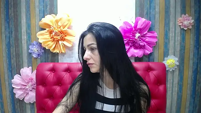 EvaClarkk online show from April 8, 2026, 5:09 am