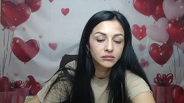 Snapshot of EvaClarkk chatting on July 15, 2026, 5:14 am EvaClarkk online show from July 15, 2026, 5:14 am