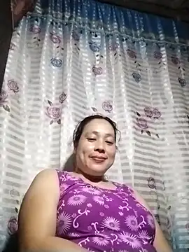 Snapshot of May_Bombs chatting on February 5, 2026, 10:44 am May Bombs online show from February 5, 2026, 10:44 am