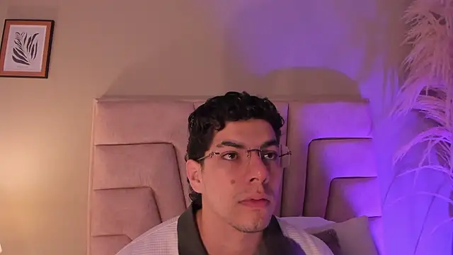 Axel Creed online show from February 11, 2026, 10:48 am