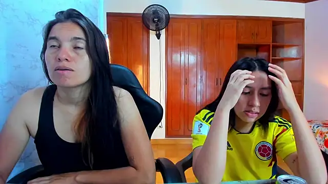 Emily and Soffy online show from March 26, 2026, 12:14 pm