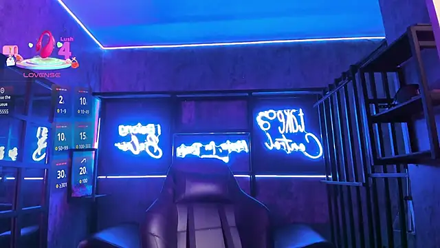 FemNoa online show from February 13, 2026, 5:13 pm