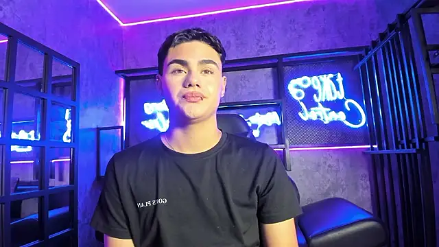 FemNoa online show from February 21, 2026, 1:24 pm