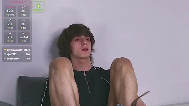 HoogWilder online show from April 21, 2026, 1:53 am