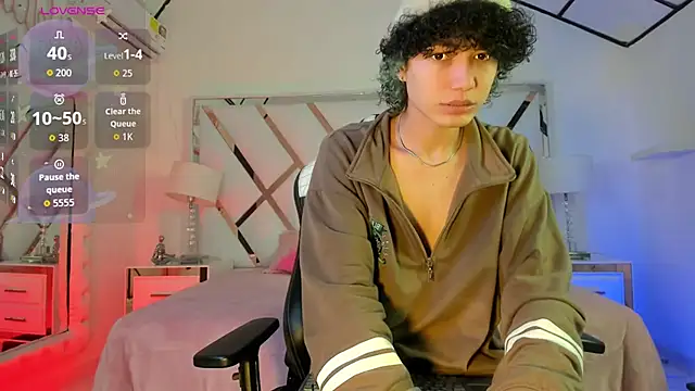 thanier 18 online show from April 5, 2026, 6:47 pm