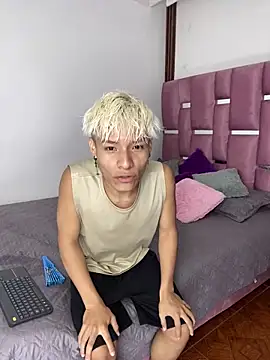 MaxyRyan online show from February 24, 2026, 12:50 pm