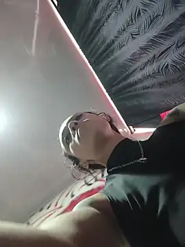 Snapshot of CharlotteKravizz chatting on February 27, 2026, 3:23 pm CharlotteKravizz online show from February 27, 2026, 3:23 pm