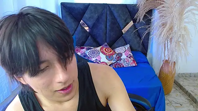 nikoo 18 online show from March 30, 2026, 2:07 pm