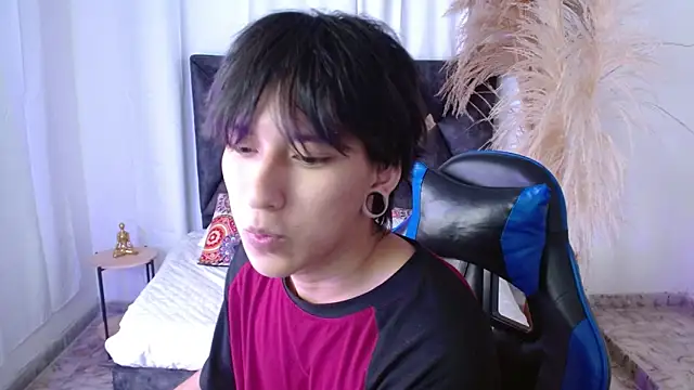 Snapshot of nikoo_18 chatting on February 22, 2026, 1:46 pm nikoo 18 online show from February 22, 2026, 1:46 pm