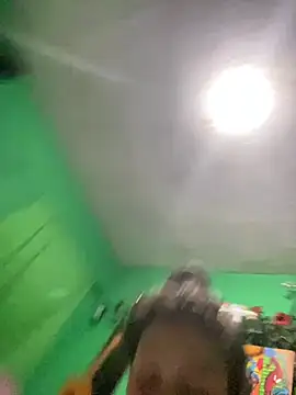 Snapshot of violetsamboni chatting on February 19, 2026, 3:25 am violetsamboni online show from February 19, 2026, 3:25 am