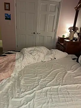 mooviebaby online show from April 1, 2026, 7:20 am