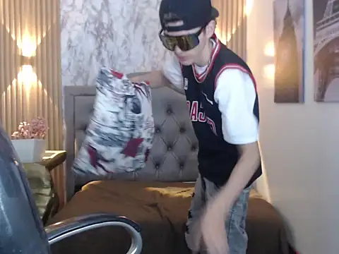 Asher costa online show from April 18, 2026, 10:54 pm