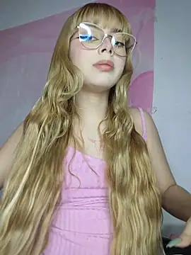 isaneptuneuwu online show from March 23, 2026, 12:44 am