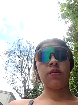  as una77 online show from April 4, 2026, 2:23 pm