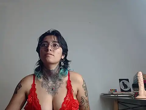 Snapshot of Ivyravens chatting on February 26, 2026, 11:49 pm Ivyravens online show from February 26, 2026, 11:49 pm