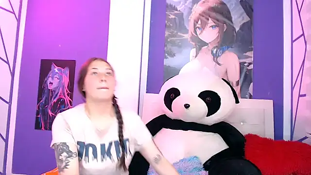 tiffany smith01 online show from February 16, 2026, 4:16 pm