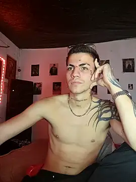 paul-mendezx online show from April 21, 2026, 1:28 pm