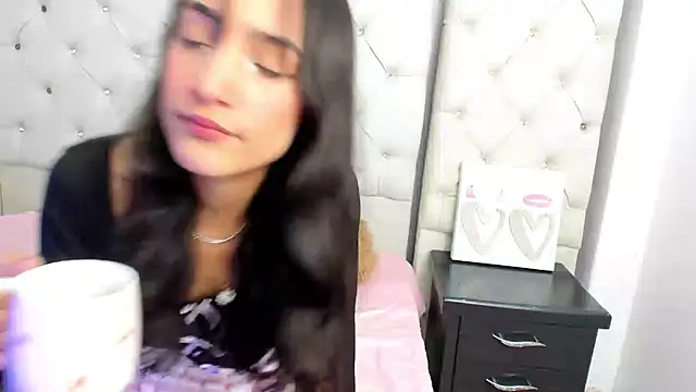 Sara Russell online show from April 10, 2026, 8:21 am