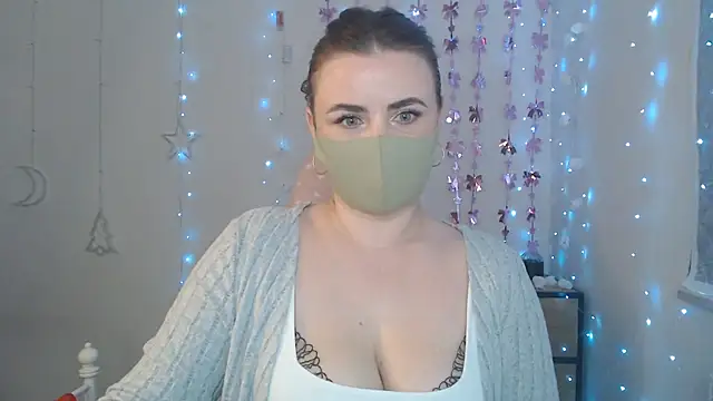 Avelina1 online show from April 8, 2026, 8:27 am