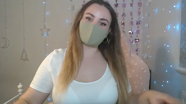 Avelina1 online show from April 1, 2026, 9:32 am