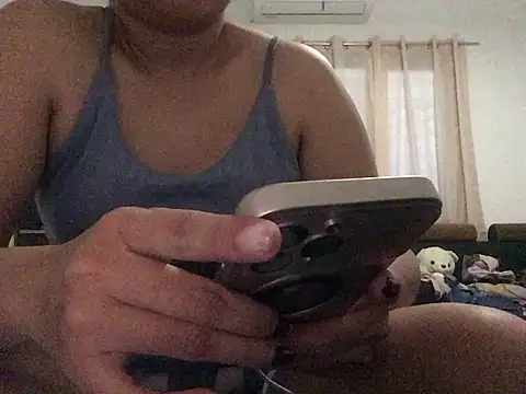 Snapshot of lady_candy85 chatting on February 11, 2026, 8:14 am lady candy85 online show from February 11, 2026, 8:14 am