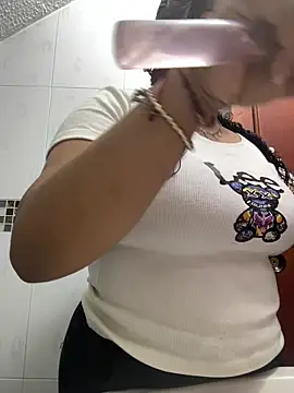 Ximena firee online show from February 23, 2026, 11:22 am