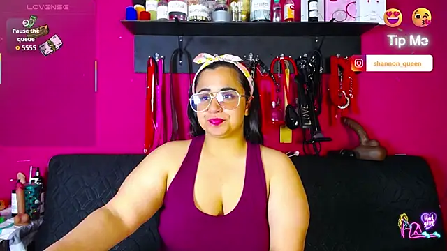 Snapshot of shannon_queen- chatting on June 17, 2026, 3:06 am shannon queen- online show from June 17, 2026, 3:06 am