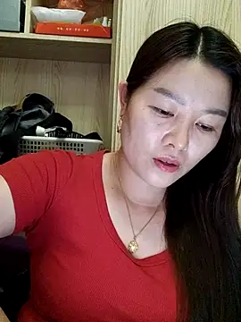 Snapshot of Jennie_dogy chatting on April 29, 2026, 3:32 am Jennie dogy online show from April 29, 2026, 3:32 am