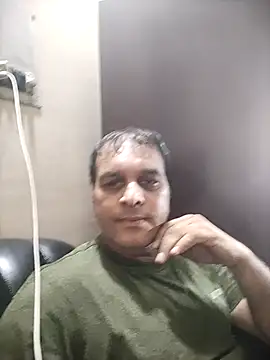 Snapshot of indiandesivillegeboy chatting on July 16, 2026, 5:26 am indiandesivillegeboy online show from July 16, 2026, 5:26 am