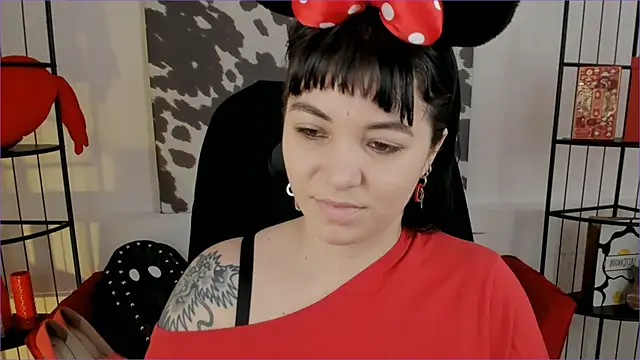 Snapshot of NeoGeisha chatting on February 13, 2026, 10:26 am NeoGeisha online show from February 13, 2026, 10:26 am