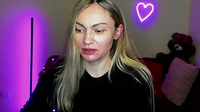 BlondMikey22 online show from April 7, 2026, 5:48 pm