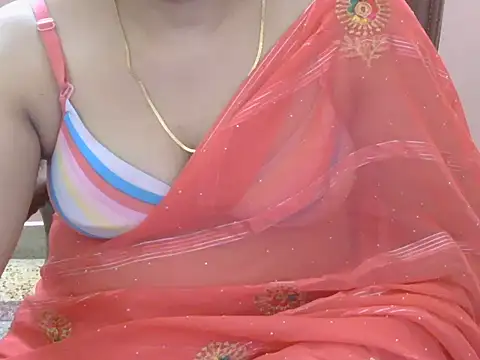 Snapshot of Cute_Sheetal chatting on June 2, 2026, 1:44 pm Cute Sheetal online show from June 2, 2026, 1:44 pm