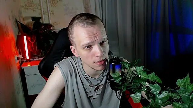 Snapshot of ravi_olle chatting on April 2, 2026, 8:04 pm ravi olle online show from April 2, 2026, 8:04 pm