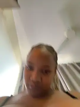 Snapshot of Bustyteen19 chatting on February 22, 2026, 12:18 pm Bustyteen19 online show from February 22, 2026, 12:18 pm