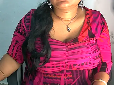 Saniya K2 online show from April 18, 2026, 7:07 pm