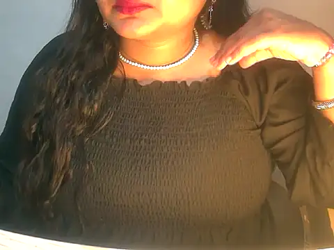 Saniya K2 online show from February 10, 2026, 3:33 pm