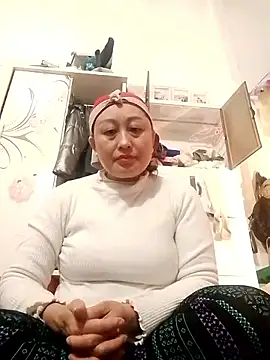 Jolie sexy online show from March 11, 2026, 1:54 am