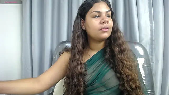 Snapshot of yaazhinii chatting on June 2, 2026, 11:54 am yaazhinii online show from June 2, 2026, 11:54 am