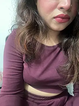 riya sharma11 online show from April 6, 2026, 9:38 pm