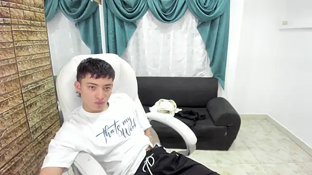 Wesleey-Boy online show from February 17, 2026, 6:05 pm