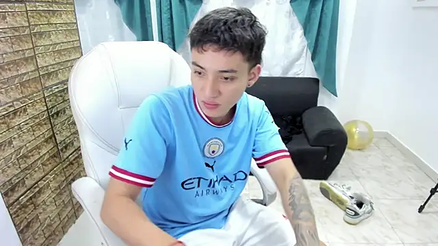 Wesleey-Boy online show from February 19, 2026, 7:33 pm