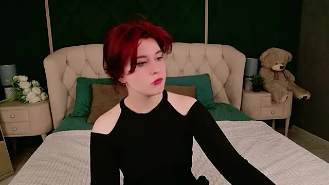 Milana Bold online show from July 7, 2026, 3:37 pm